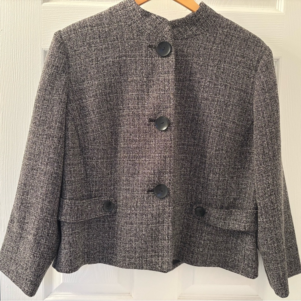 3/$25 Dressbarn Charcoal Tweed Blazer